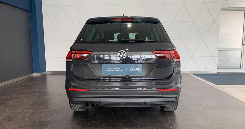 Volkswagen Tiguan cena 130900 przebieg: 33632, rok produkcji 2019 z Warszawa małe 379